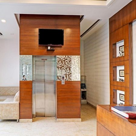 Airport Hotel Goodluck Nueva Delhi Exterior foto