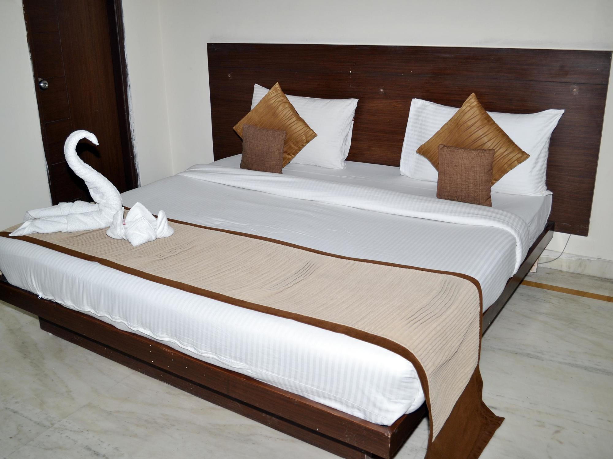 Airport Hotel Goodluck Nueva Delhi Exterior foto